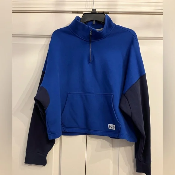 Under Armour Royal Blue two toned pullover 1/4 zip. Semi- cropped - Picture 2 of 8